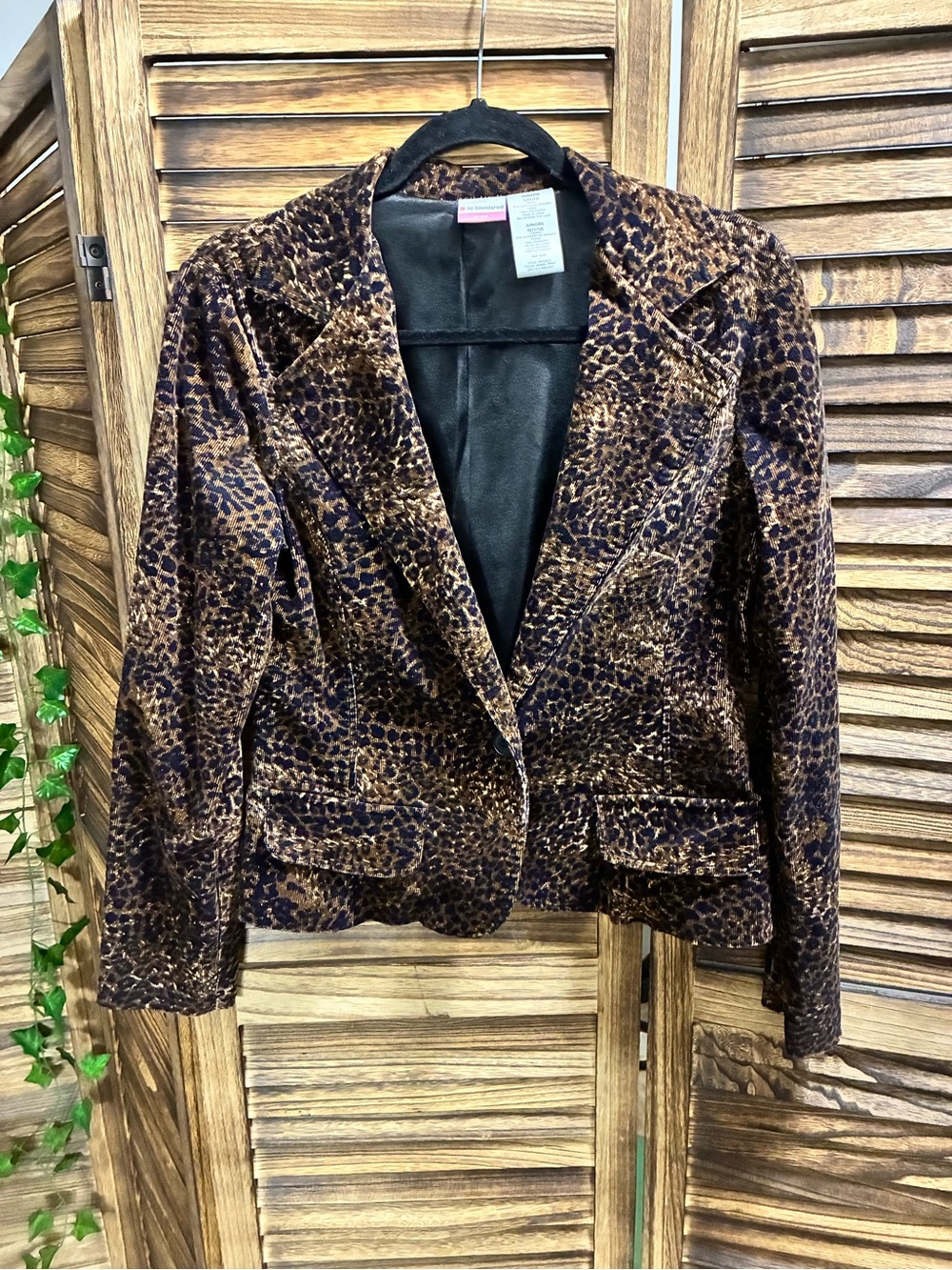 No Boundaries Brown and Black Velvet Leopard-Print Blazer
